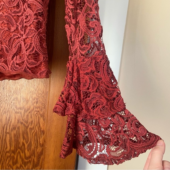 3/$20 Charlotte Russe y2k 00s lace ruffle flare top - Picture 5 of 10